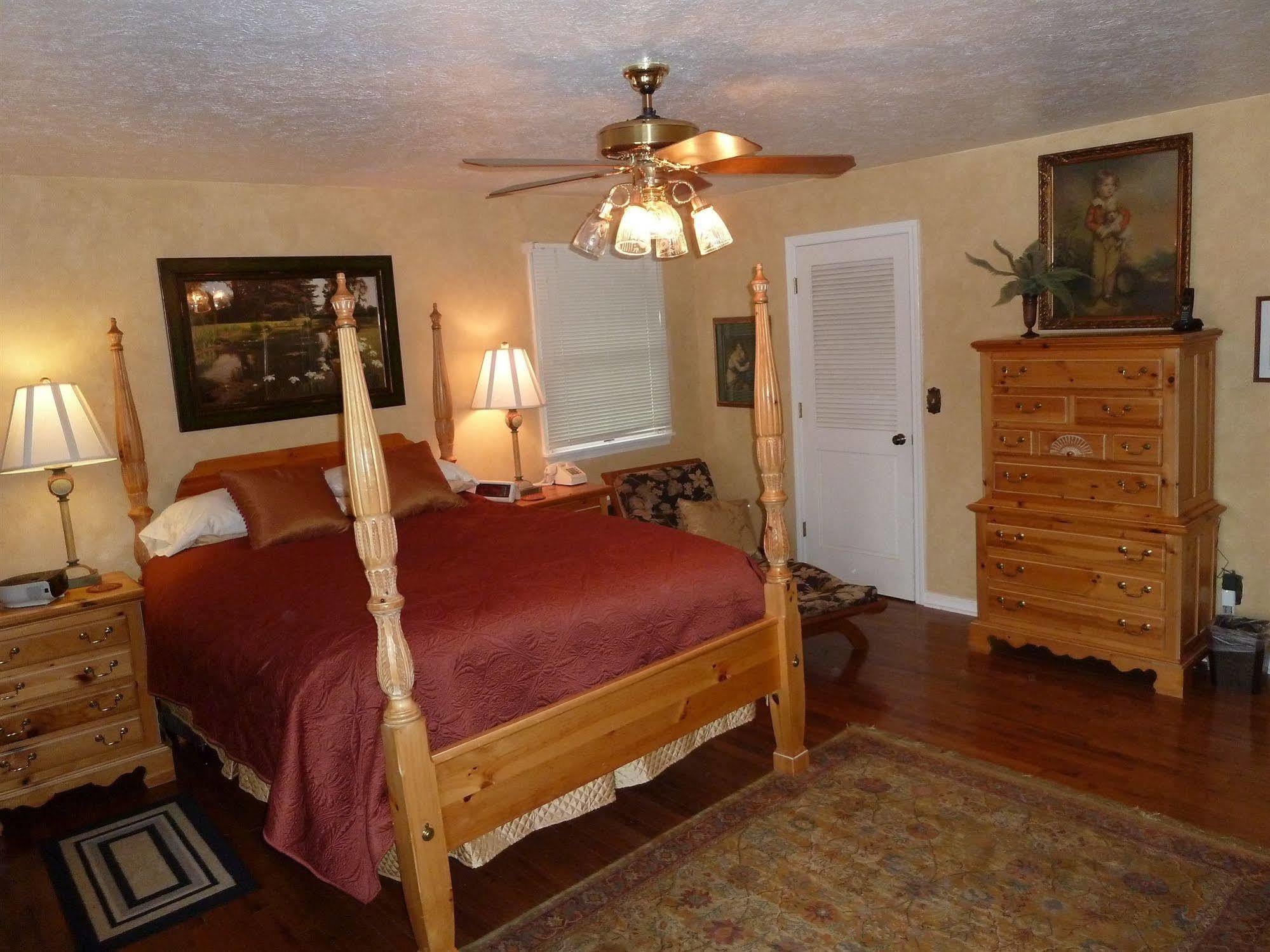 Bad Rock Bed And Breakfast Inn Columbia Falls Exterior foto