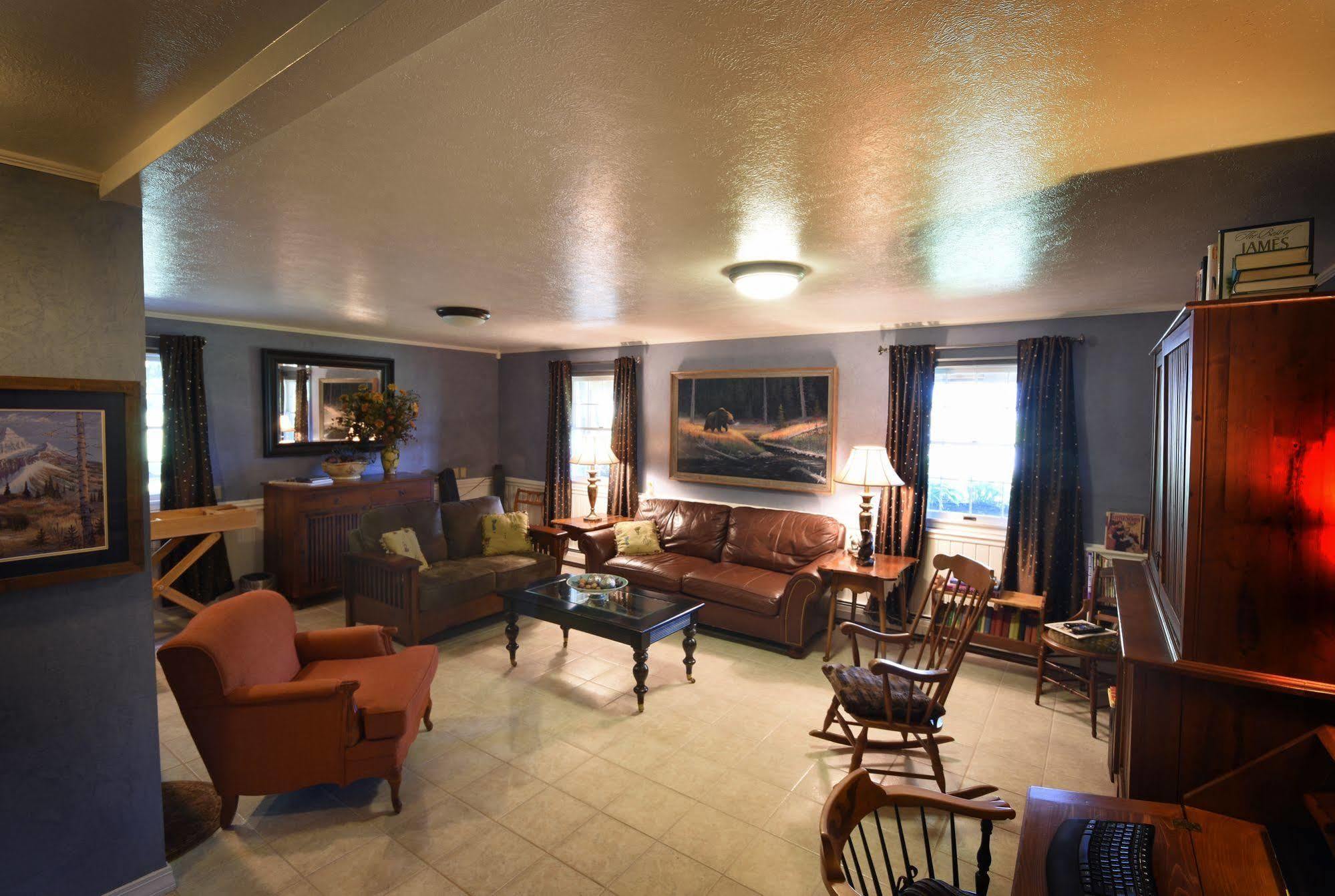 Bad Rock Bed And Breakfast Inn Columbia Falls Exterior foto